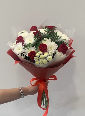 Букет «Жаннэт» от интернет-магазина цветов в 