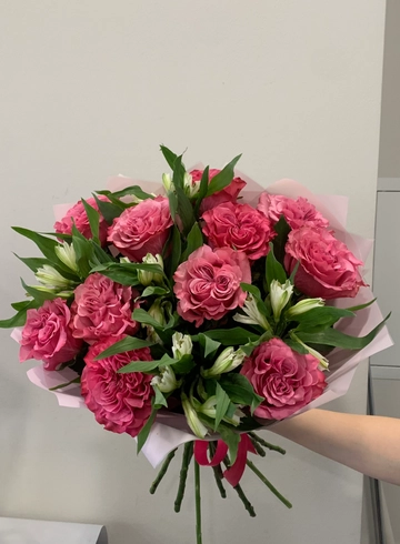 Букет «Лав ми» от интернет-магазина цветов в 