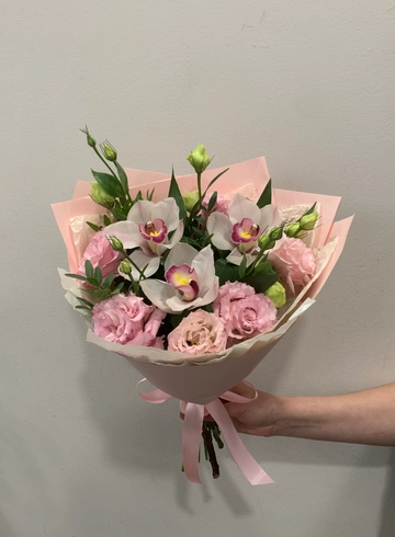 Букет Прелесть  от интернет-магазина цветов в 