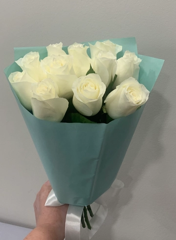 15 белых роз  от интернет-магазина цветов в 