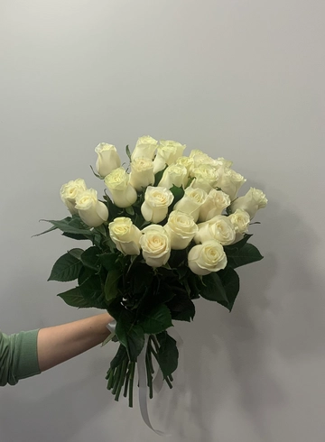 Букет белых роз 21 шт от интернет-магазина цветов в 