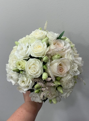 Букет невесты с пионовидными розами  от интернет-магазина цветов в 