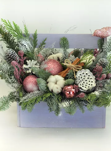 Композиция &laquo;Зимняя сказка&raquo; от интернет-магазина цветов в 