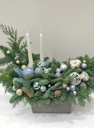 Композиция "Снеговичок" от интернет-магазина цветов в 