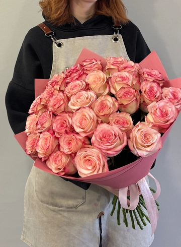 Розовый кварц  от интернет-магазина цветов в 