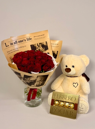 Набор для самой любимой с 25 розами от интернет-магазина цветов в 
